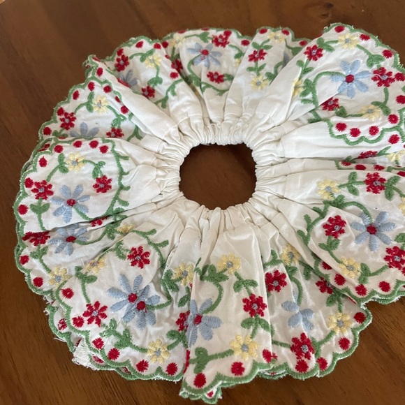Damson Madder Floral Embroidered Hair Scrunchie - Picture 2 of 3